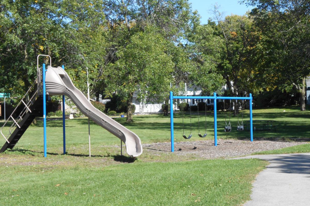 Willowbrooke Park Slide