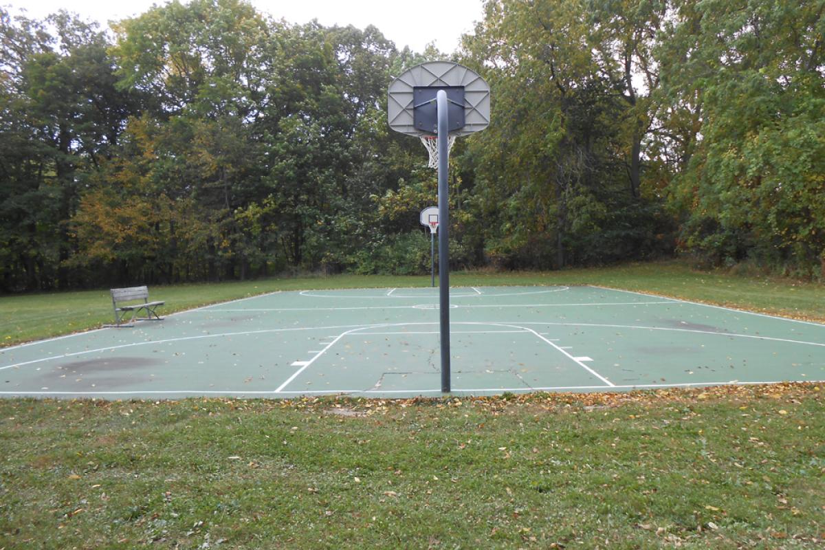 Woodland Park Basketball Court